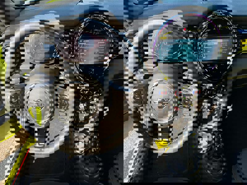 Image MINI MINI 3-PT. 1.5 136 Cooper Edition Premium finition JCW Full leds GPS Caméra Carplay Sièges cuir chauffants TVA 